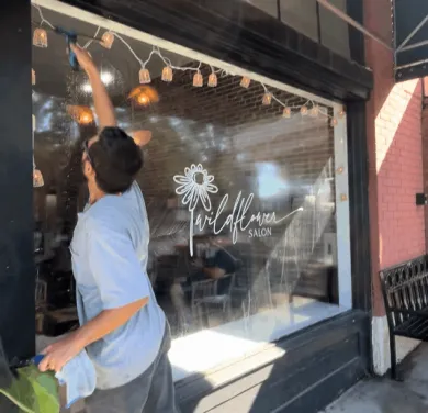 Cleaning commercial storefront windows